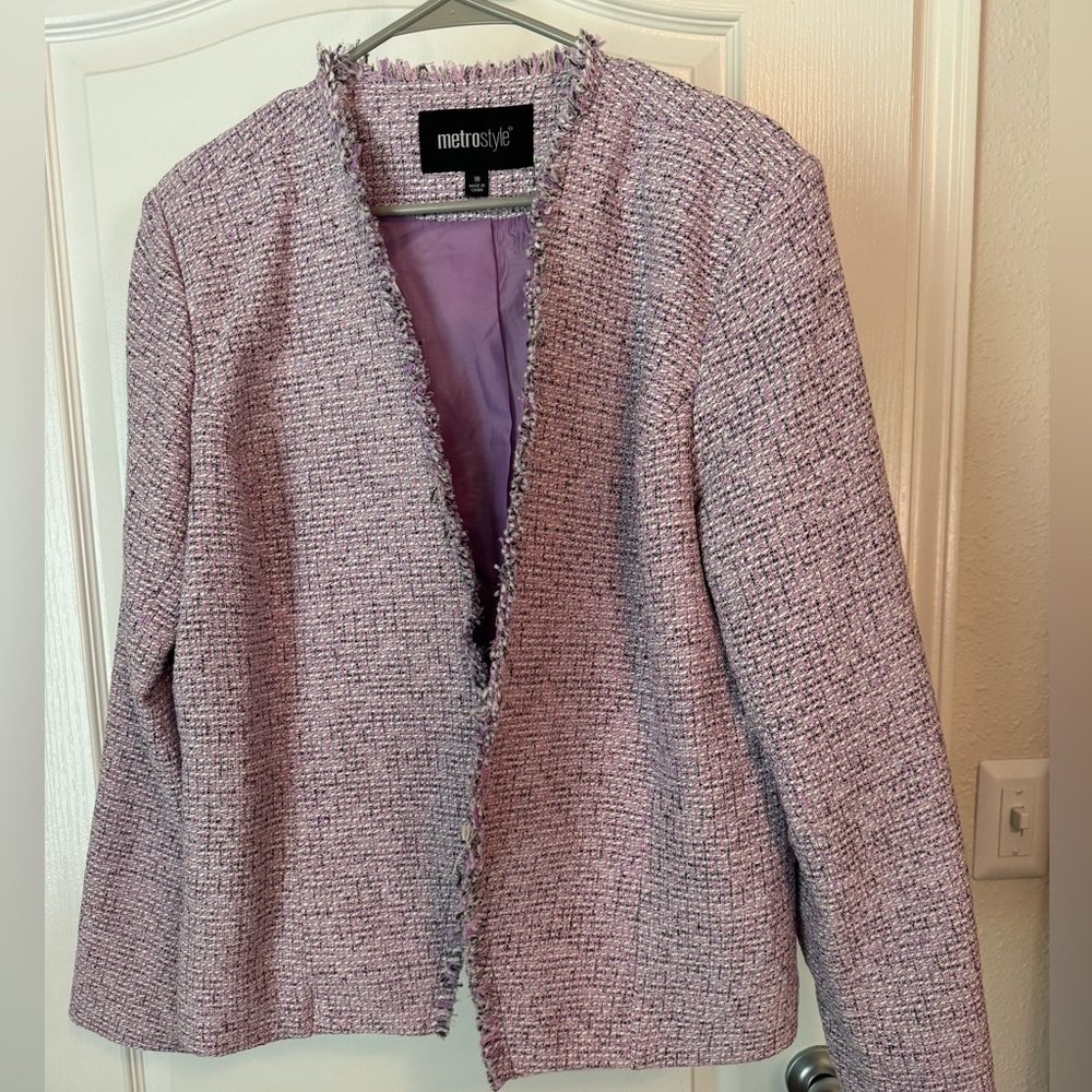 Metro Style women’s blazer